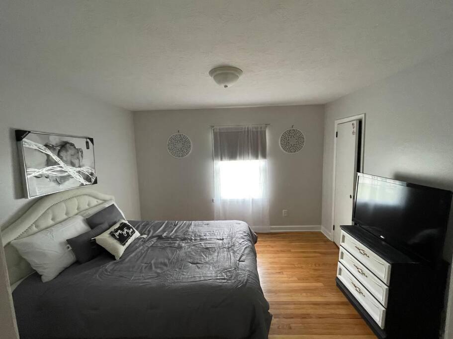 1 King/2Queen Bd Home Next To Big Park Lexington Buitenkant foto